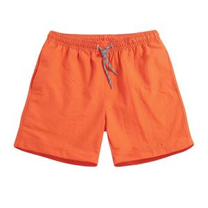 Shorts de sport personnalisés avec logo, séchage rapide, légers, pour entraînement, course à pied, athlétisme, avec poches. - Product Image 4