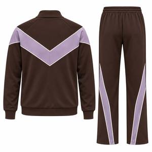 Ensemble de survêtement marron et violet avec veste zippée et pantalon à poches latérales, design sportif pour adultes, idéal pour l'automne - Product Image 2