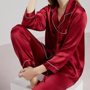 Al por mayor, lujosa bata de pijama de seda de morera 100% pura para mujer, con logo personalizado, transpirable, de manga larga, para primavera/verano, color liso. - Product Image 3