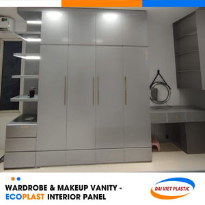 Armoire gris clair brillante avec panneau intérieur en PVC pour vanité de maquillage La plus grande usine du Vietnam pour les panneaux intérieurs SPC - Product Image 1