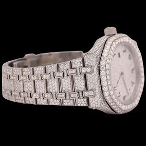 Reloj de Pulsera Premium para Hombre con Diseño Único, Esfera Redonda de Moissanita, Números Arábigos, Totalmente Cubierto de Piedras y con Función de Fecha Automática - Product Image 4