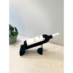 En Oferta: Porta Botellas de Vino Metálico Minimalista, Forma Rectangular, Hierro Resistente, Para Almacenamiento en el Hogar o Bar - Product Image 1