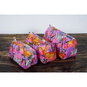 Pochette cosmétique indienne artisanale en coton biologique matelassé, durable, grande, avec fermeture éclair, motif imprimé multicolore - Product Image 3