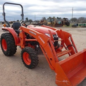 Wholesale Used Kubota L2501 Compact Utility Tractor 24hp Agricultural Farm <b>Machinery</b> Diesel Engine Germany Tested Certified - Product Image 3