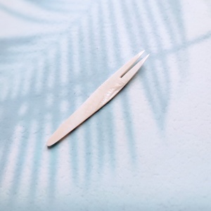 Nĩa Ngọc Trai Mẹ Màu Trắng Tự Nhiên Dùng Cho Trái Cây, Đồ Trang Trí Thủ Công Từ Việt Nam, Thân Thiện Với Môi Trường, Đồ Dùng Bán Buôn - Product Image 2