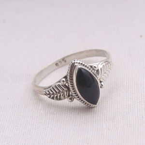 Bague en argent sterling 925 avec feuille marquise en onyx noir naturel, faite à la main, pierre précieuse naturelle, style vintage bohème pour femmes - Product Image 3