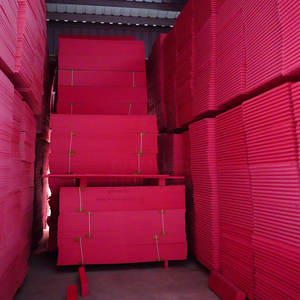 Panneaux d'isolation en mousse de polystyrène extrudé XPS de qualité supérieure pour murs, toits, sols et bâtiments, fabriqués au Pakistan - Product Image 1