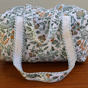Quilted Cotton <b>Duffel</b> <b>Bag</b> With Floral Pattern Zipper Closure Large Capacity Weekender Travel <b>Bag</b> - Product Image 1