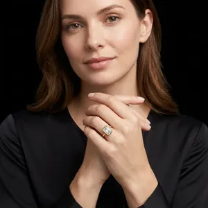 Anillo de compromiso y boda moderno con diamante solitario de 1.00 quilates, corte esmeralda, cultivado en laboratorio, con engaste elegante en bisel, lujo atemporal, 18 quilates - Product Image 1