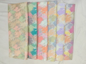 Tissu de soie brocart de luxe avec motifs jacquard Zari, textile doux et lustré pour saris, robes, chemisiers, mode et décoration intérieure - Product Image 5