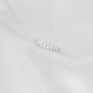 แหวนเพชรทรงรี 3.15 กะรัต เพาะเลี้ยงในห้องปฏิบัติการ ดีไซน์แบบ Eternity Band ทองคำขาว 14K แหวนแบบซ้อนได้ แหวนแต่งงานทันสมัย เครื่องประดับชั้นดี - Product Image 3