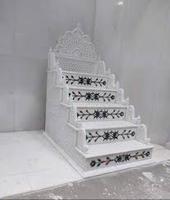 Minbar de Mezquita Tallado a Mano en Mármol Blanco Tradicional, Duradero y Anticorrosivo, Marca HAYAT INDUSTRIES, Instalación en Mesa