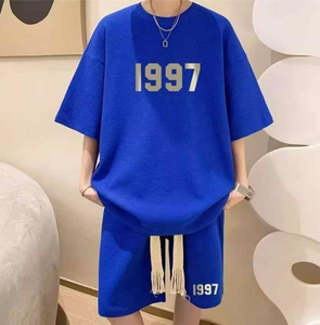 2025 hommes hiver deux pièces T-Shirt Shorts ensemble décontracté sportif à manches courtes tricoté écologique velours 3D imprimé en relief - Product Image 5