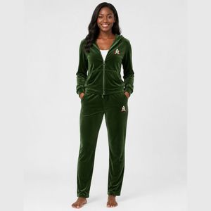 Ensemble sweat à capuche et jogging en velours pour femme, coupe confortable, tissu velours de qualité supérieure, idéal pour les boutiques, la vente en gros et la personnalisation de la marque. - Product Image 1