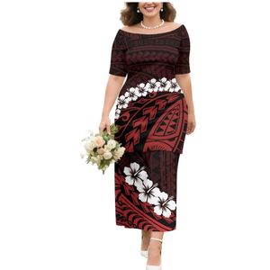 Robe midi à imprimé floral, épaules dénudées, manches courtes, style fourreau élégant pour l'été - Product Image 1
