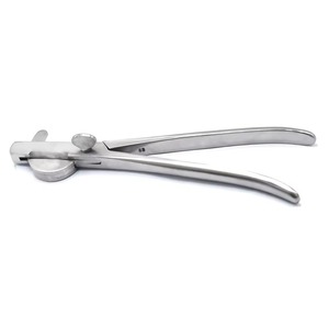 Emasculador/Castrador Fabricado en Pakistán, Nuevo, de Alta Calidad, Superventas, Grado Alemán - Product Image 1
