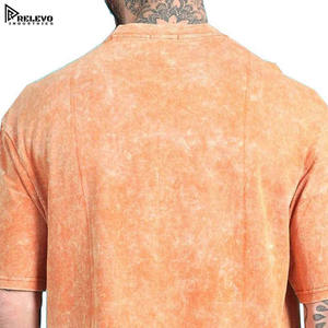 T-shirts pour hommes de haute qualité fabriqués au Pakistan, à double couche, à manches longues, en polyester/coton, lavés à l'acide, respirants et à séchage rapide - Product Image 6