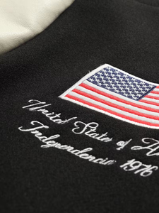 Chaqueta Varsity Negra para Hombre con Parche de Bandera Americana y Bordado de la Letra S, Estilo Preppy, Mezcla de Algodón y Poliéster, para Otoño - Product Image 4