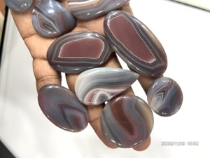 Cabujón de Ágata Roja Natural de Botsuana, Gema Suelta de Formas Variadas 20–40mm, Listo para Enviar, Pedidos Personalizados, Entrega Rápida - Product Image 4