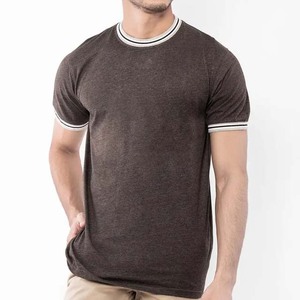 เสื้อยืดคอกลมแขนสั้นผู้ชายผ้าฝ้าย 100% สีทูโทน สกรีนโลโก้ด้านหน้าตามแบบ OEM ระบายอากาศได้ดี แห้งเร็ว เหมาะสำหรับออกกำลังกาย - Product Image 1