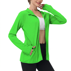 Chaqueta Deportiva Negra con Capucha y Cremallera para Mujer, Protección UPF50+ Anti-UV, Manga Larga, Color Sólido, Poliéster, con Bolsillos - Product Image 2