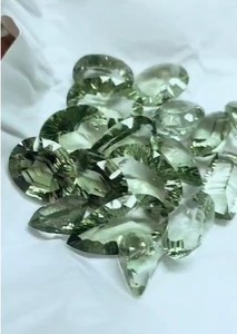 Amatista verde tallada de 273 ct, Hojas talladas de esmeralda de 140 ct, Esmeralda tallada redonda de 48 ct - 3 lotes de gemas - Product Image 4