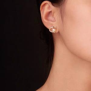 Pendientes de Perlas de Agua Dulce Tridimensionales de Moda Recién Lanzados, Joyería Exquisita de Lujo Ligero - Product Image 4