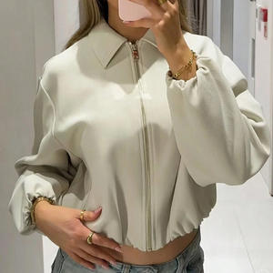 เสื้อแจ็คเก็ตบอมเบอร์ลำลองสำหรับผู้หญิง ลายปักลายพราง ผ้าเมมโมรี่ กันน้ำ กันลม ซิปสั่งทำได้ สำหรับงานแบรนด์ดิ้ง - Product Image 5