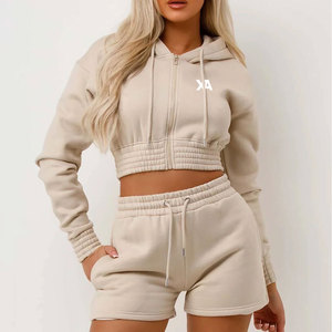 Conjunto de Sudadera con Capucha y Pantalones Cortos para Mujer, Mezcla de Algodón Premium, Diseño Holgado para Viajes, Compras y Uso Diario - Product Image 1