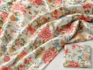 Tela Tejida con Estampado Floral de Poliéster Satinado, Ecológica, Orgánica, Resistente a las Manchas y de Secado Rápido para Prendas y Decoración del Hogar - Product Image 3