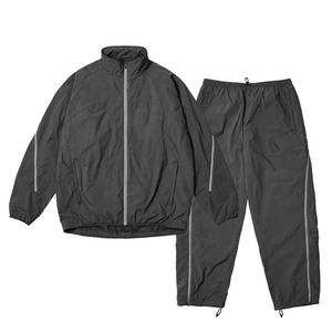 Conjunto Deportivo Unisex Ligero Color Verde Oliva, Chaqueta con Cierre Completo y Bolsillos Laterales, Estilo Deportivo, Color Sólido, Material Poliéster - Product Image 6