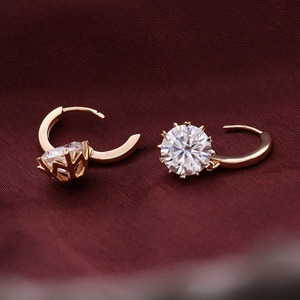 Boucles d'oreilles classiques en diamants de laboratoire, en promotion, pour un usage quotidien et un confort décontracté, disponibles au prix export. - Product Image 5