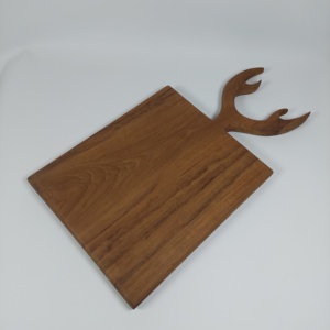 Bloc à découper en bois de teck inspiré du cerf d'origine indonésienne - Product Image 4