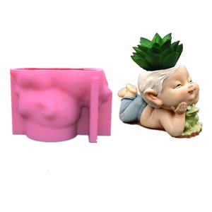 Facile à utiliser 3D main délicate sur la tête garçon couché et grenouille moule en béton et résine en silicone - Product Image 1