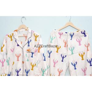 Conjunto de Pijama de Verano de Lujo para Mujer al por Mayor con Estampado de Escorpio, 100% Algodón, con Logotipo Trasero, Pantalón de Punto y Shorts - Product Image 6