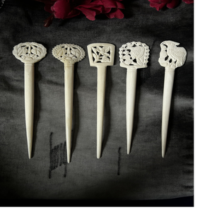 Bâtons à cheveux sculptés à la main sur mesure en os de buffle, accessoires pour cheveux en bois pour la revente, artisanat naturel - Product Image 3