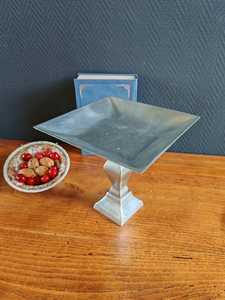 Modern Tabletop Metal <b>Cake</b> Display for Bakery Shops - Product Image 5