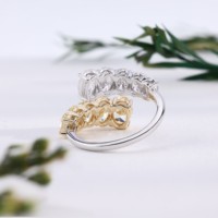 Anillo de Lujo para Mujer con Diamantes Blancos Cultivados en Laboratorio, en Oro Blanco, Diseño Abierto de Dos Filas, Corte Oval Graduado, Color Amarillo Canario