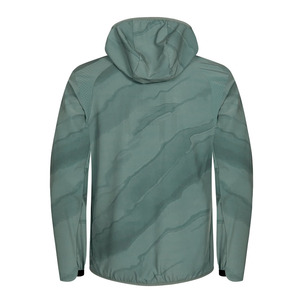 เสื้อแจ็คเก็ตผู้ชายแบบมีฮู้ด ผ้า softshell กันน้ำ กันลม มีซิปปิด ลายพิมพ์ สวมใส่กลางแจ้ง ทรงปกติ สีเขียวลาย - Product Image 2