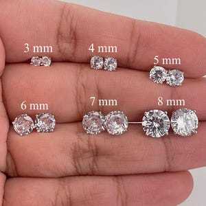 Pendientes de botón de moissanita de corte redondo de 6 mm, chapados en oro, plata de ley 925, unisex, regalo de cumpleaños o aniversario para parejas - Product Image 4