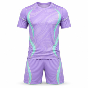 Conjunto de camiseta y pantalones cortos de fútbol sala personalizados sin marca para hombre, uniforme de entrenamiento de fútbol sublimado en color lavanda y menta - Product Image 1