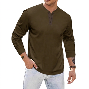 เสื้อยืดลำลองผู้ชายแขนยาวคอวีผ้าถักสีพื้นทรงปกติสีดำ - Product Image 6
