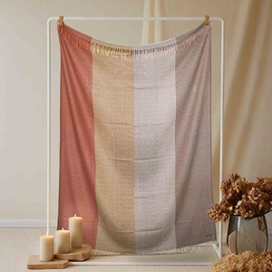 Manta de Pelo de Camello Mongol 100% (150*200cm) - Product Image 3