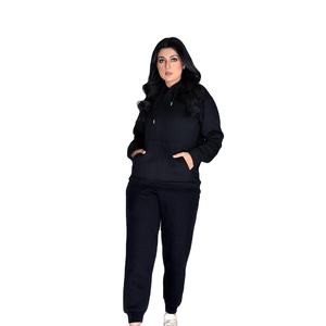 ชุดวอร์มผู้หญิงคุณภาพดีที่สุด สีดำ เสื้อผ้าฤดูหนาวน้ำหนักเบา สวมใส่สบายและมีสไตล์ ให้ความอบอุ่นและสบายตัว ผลิตจากผ้า 100% - Product Image 1