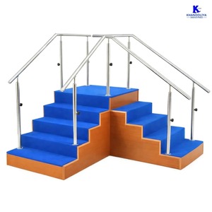 Escalier d'angle en bois K Star pour exercices de physiothérapie, équipement d'entraînement à l'escalade pour la rééducation de la marche et de l'équilibre - Product Image 1