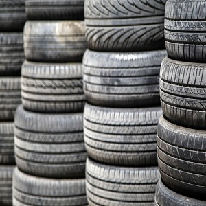 Pneus de voiture et de camion d'occasion et neufs en gros à prix avantageux, disponibles en stock avec livraison rapide - Product Image 4