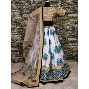 Fleur botanique blanche Butta imprimé Lehenga avec chemisier brodé - Product Image 6