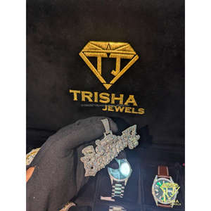 Colgante de lujo con personaje de dibujos animados, con diamantes de moissanita VVS en plata de ley 925, joyería hip hop de Trisha Jewels - Product Image 4