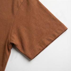 T-shirt Femme en Coton 100% Uni Coupe Boxy Respirant Qualité Supérieure Couleurs Personnalisables Hauts Décontractés Meilleures Ventes en Gros - Product Image 6