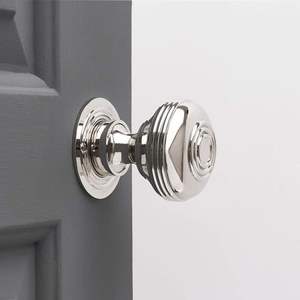 Tiradores de Cajón de Metal Bronce Rústico, Herrajes Decorativos Clásicos para Armarios, Cómodas y Muebles de Dormitorio, Duraderos para Renovación - Product Image 1